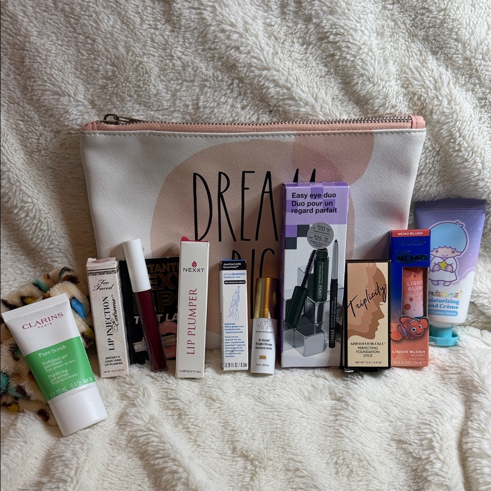 NEW Makeup Bundle in Rae Dunn cosmetic pouch